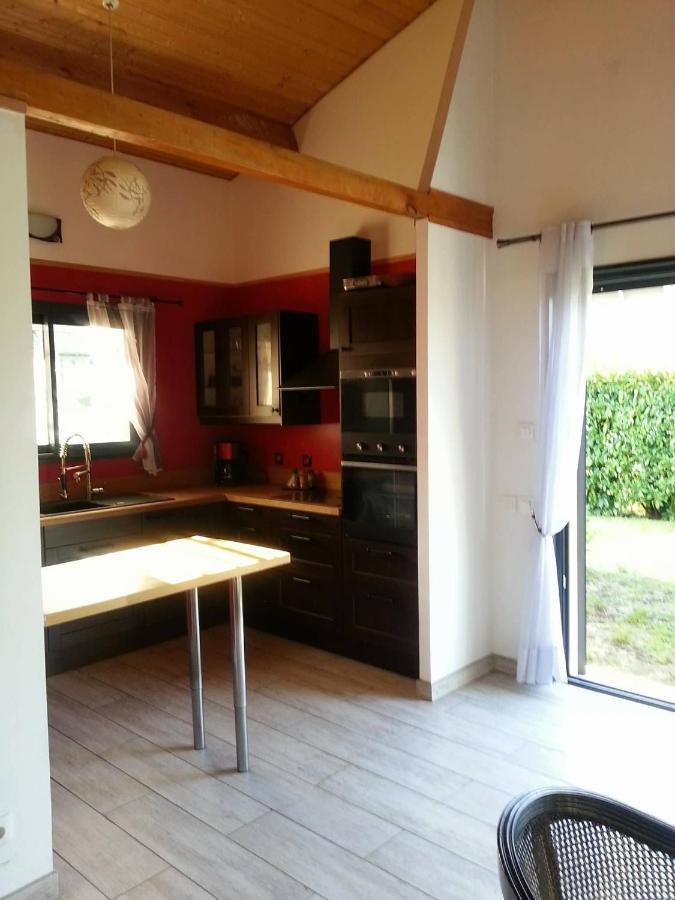 Chambre Privee Badet Salles  Luaran gambar